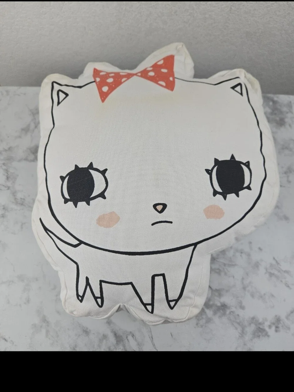 Cute Cat Face Decorative Pillow — White with Coral Bow